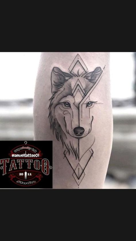 Geometric Husky Tattoo, Wolf Geometric Tattoo Design, Husky Tattoo Simple, Husky Tattoo Design, Simple Wolf Tattoo, Tiger Hand Tattoo, Husky Tattoo, Lotusblume Tattoo, Geometric Wolf Tattoo