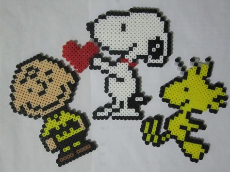 Charlie Brown, Snoopy and Woodstock Perler Beads by Angela Albergo Charlie Brown Perler Bead Patterns, Charlie Brown Perler Beads, Snoopy Pearl Beads, Snoopy Pixel Grid, Woodstock Perler Beads, Snoopy And Woodstock Perler Beads, Perler Heart, Snoopy Perler, Melted Bead Crafts