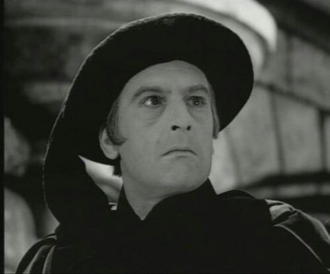 Cedric Hardwicke in The Hunchback of Notre Dame 1939 The Hunchback Of Notre Dame 1939, Judge Claude Frollo, Notre Dame Disney, Bells Of Notre Dame, Orry Kelly, An American In Paris, Disney Version, Best Costume Design, Disney Facts