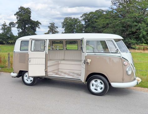 Volkswagon Van Interior, Vw Wedding, Kombi Trailer, Volkswagen Vintage, Vintage Volkswagen Bus, Volkswagon Van, Vw Splitscreen, Volkswagen Camper Van, T1 Bus