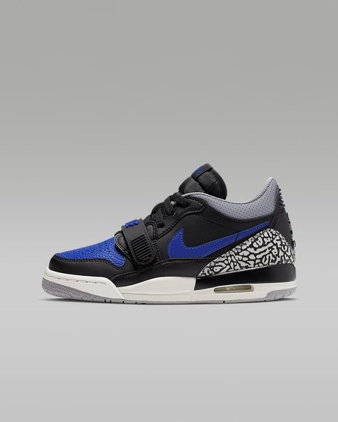 Air Jordan Legacy 312 Low Older Kids' Shoes. Nike UK Air Jordan Legacy 312 Low, Tenis Jordan, Jordan Legacy 312, Old Shoes, Dior Shoes, Nike Store, Shoes Nike, Store Shoes, Big Kids