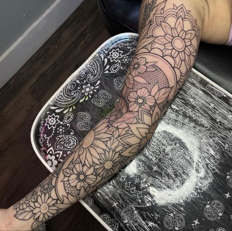 Sleeve Space Fillers, Tattoo Sleeve Background, Floral Lower Half Sleeve Tattoo, Mandala Sleeve Tattoo Women Flowers, Tattoo Sleeve Filler Backgrounds Women, Mandala Sleeve Filler, Wildflower Half Sleeve Tattoo Upper Arm, Sleeve Add Ons Tattoo For Women, Mandala Background Tattoo