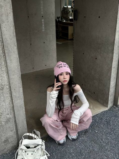 Douyin Fashion, Beanie Outfit, Japan Outfit, Oufits Casual, Lit Outfits, Clueless Outfits, Photo Idea, Goth Outfits, Uk Fashion