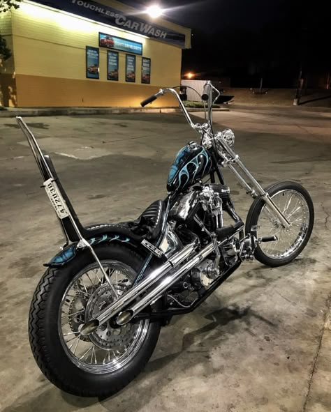 Black Chopper Motorcycle, Chopper Motorcycle Oldschool, Evo Chopper, Easy Rider Bikes, Choppers For Sale, Gas Tank Paint, Matt Jackson, Old School Motorcycles, Motorcycle Baby