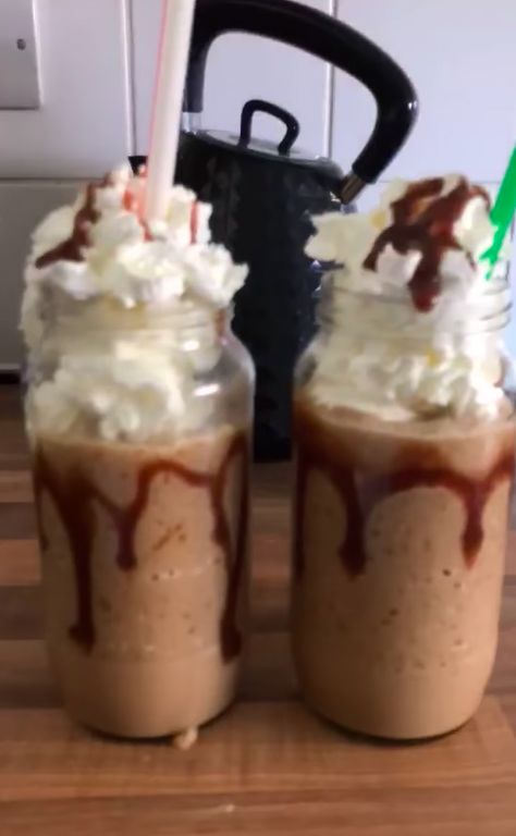 Mcdonalds Mocha Frappe Recipe, Mcdonalds Mocha Frappe, Mocha Frappe Recipe, Frozen Drink Recipes, Homemade Frappuccino, Frappe Recipe, Slushie Recipe, Cold Coffee Recipes, Mocha Frappe