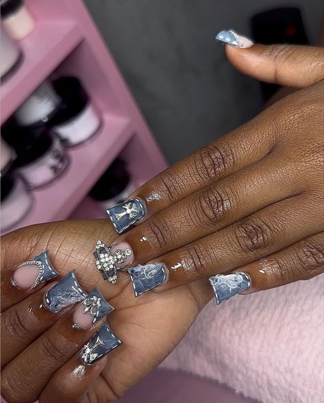 -Shorties #nailsart #nailinspiration #shorties #nailinstagram #nailideas #nails Denim Nails Ideas Short, Denim Nails Acrylic, Denim Nails Ideas, Jean Nails, Raw Nails, Denim Nails, Duck Nail, Kaws Painting, Birthday Style