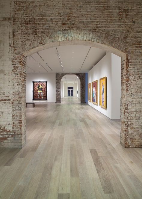 SCAD Museum of Art / Sottile & Sottile + Lord Aeck + Dawson Architects Museum Interior, Art Galleries Design, Downtown Lofts, Stone Wall Art, Art Gallery Interior, Building Renovation, Interior Renovation, Historic Preservation, Design Museum