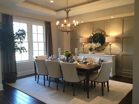 Small Formal Living And Dining Room Combo, Formal Dining Room Living Room Combo, Formal Dining Room Remodel, Beautiful Dining Room Ideas, Small Elegant Dining Room Ideas, Townhouse Dining Room Ideas, Dining Room Set Up, Small Formal Dining Room Ideas, Big Dining Room Ideas