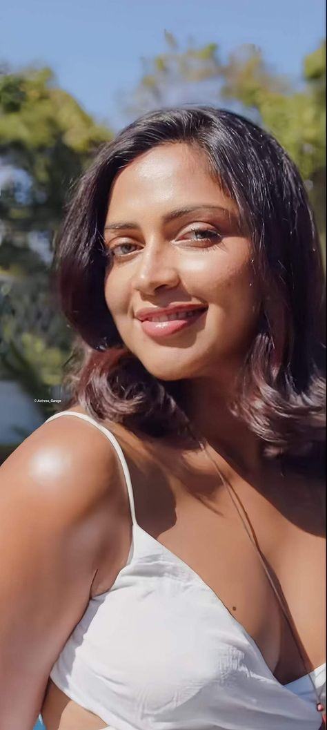 Amala Paul Face, Apu Biswas, Alice Anime, Amala Paul, Samantha Photos, Women Photography, Marvel Thor, South Actress, Sunday Afternoon