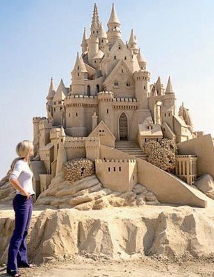 ~Jenny Rossen creation~!!! Now that is a dream of a sand castle!!! Bebe'!!! Love This Magnificent Dream Sand Castle!!! Beach Sand Art, Belly Dancing Classes, Ice Art, Snow Sculptures, Snow Art, Castle Art, Sand Sculptures, Ice Sculptures, Sculpture Metal