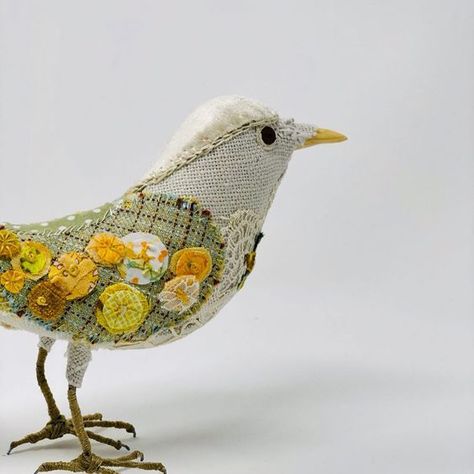 Ann Wood, Bird Crafts, Bird Pattern, Wood Bird, Felt Birds, Bird Sculpture, Fabric Animals, Fabric Birds, Bird Patterns