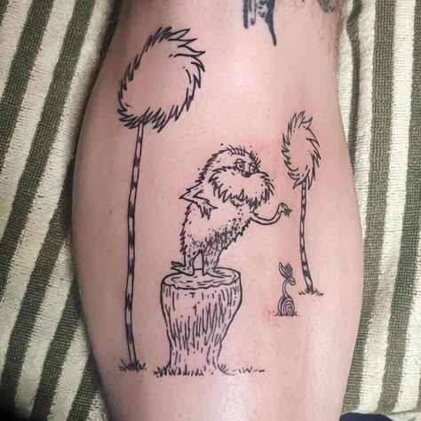 101 Best Lorax Tattoo Ideas That Will Blow Your Mind! 17 Outsons Lorax Tree Tattoo, Truffula Tree Tattoo, The Lorax Tattoo, Tree Tattoo Black And White, Lorax Tattoos, Lost Loved Ones Tattoo, Tree Tattoo Black, Truffula Tree, Truffula Trees