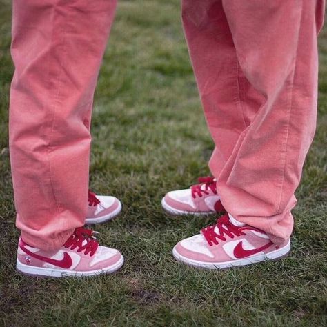 Nike SB Dunk Low StrangeLove,Nike Dunk Low Pink, Pink Nike SB Dunk Sb Dunk Outfit, Sb Dunk Low Outfit, Dunk Outfit Women, Nike Sb Women, Dunk Outfit, Dunks Outfit, Techwear Streetwear, Nike Sb Dunk Low Pro, Pretty Shoes Sneakers