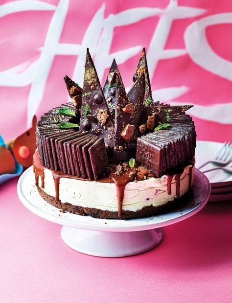 After Eight cheesecake recipe | Sainsbury's Magazine After Eight Cheesecake Recipe, Tart Cheesecake, Festive Cakes, Exo Hot, Coconut Hot Chocolate, Christmas Cheesecake, Blueberry Coffee Cake, Chocolate Cheesecake Recipes, African Symbols