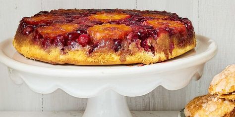 Delish Cranberry Cake Recipe, Cranberry Upside Down Cake, Cranberry Orange Cake, Best Christmas Appetizers, Christmas Desserts Party, Lemon Meringue Cheesecake, Cranberry Dessert, Cranberry Cheesecake, Cranberry Cake