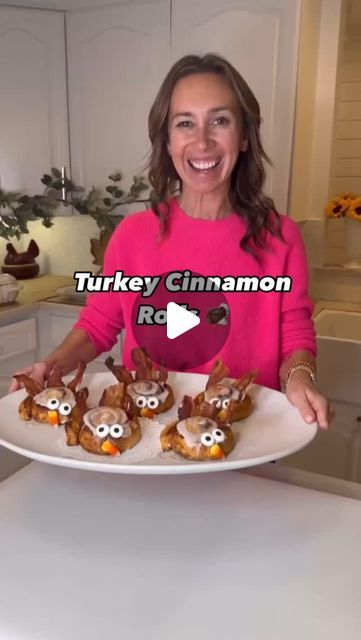 Shannon Doherty on Instagram: "TURKEY CINNAMON ROLL HACK🦃 SAVE & SHARE this easy idea for Thanksgiving morning breakfast!! These are so cute and really easy to make your family will absolutely love it and so will you!! Perfect addition to watching the Thanksgiving parade and some football!! 

LIKE + COMMENT - “turkey” - I will send you the full instructions on how to make these and link to any supplies you need! Also linking my outfit!! make sure you’re following me to get the links!!

Hope you guys love these simple ideas that every one of you can do !! Thanks for following along!! Xo #thanksgiving #cinnamonrolls #cinnamonroll #thanksgivingbreakfast #breakfast #breakfasthack #momhacks #momsofinstagram" Turkey Cinnamon Rolls, Thanksgiving Breakfast Ideas For Kids, Thanksgiving Morning Breakfast, Thanksgiving Breakfast Ideas, Cinnamon Roll Hack, Cinnamon Roll Turkeys, Shannon Doherty, Thanksgiving Morning, Breakfast Hack