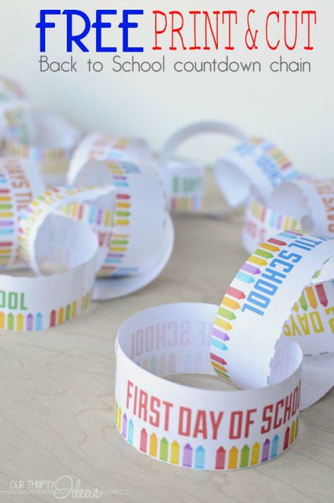 FREE printable - Back To School Countdown Paper Chain School Countdown To Summer Activities, Countdown Paper Chain, Paper Chain Countdown To Christmas, School Countdown To Summer, First Day Of School Bracelet, School Countdown, Back To School Party, School Printables, Back To School Crafts