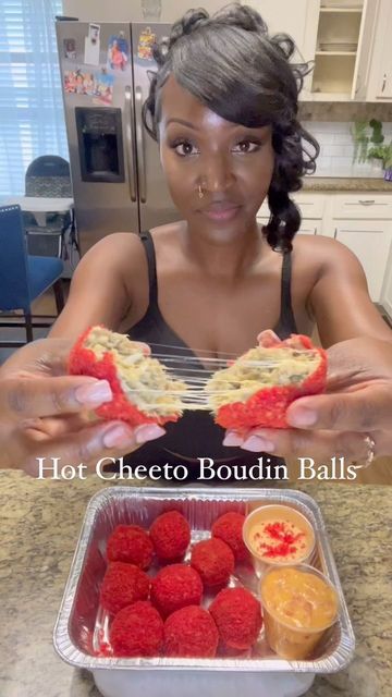 Hot Cheetos Balls, Mayo Sauce Recipe, Chili Mayo Sauce, Hot Cheetos Chicken, Cheetos Recipe, Boudin Balls, Fries Chicken, Mayo Sauce, Deep Pan