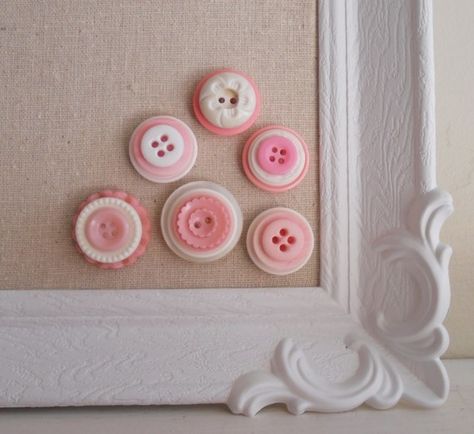 Button Magnets.  Go through your button stash and glue layers together and add a magnet.  Very cute!! Decorative Magnets, Milk Container, Craft Therapy, Button Diy, Creative Room, Button Ideas, Magnetic Boards, Button Magnets, Photo Fun