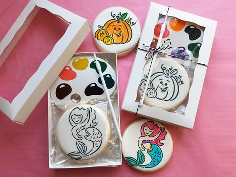 Painting On Cookies, Puzzle Cookies, Cookie Painting, Flour Box Bakery, Pyo Cookies, Bake Ideas, Cookie Kits, Sweet Sugarbelle, Cookie Decorating Kits