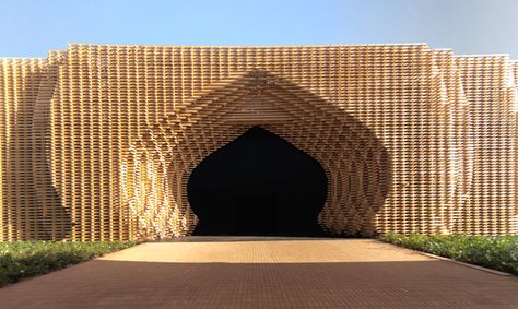 Stephane Malka Architecture and Oualolou+Choi designed Ark22, a sculptural timber threshold for COP22 in Marrakech. Modern Moroccan Architecture, Timber Structure, Vernacular Architecture, Modern Moroccan, Marrakech Morocco, Sustainable Architecture, Grand Entrance, Light Architecture, Islamic Architecture