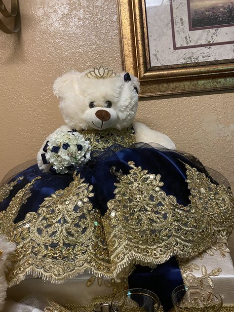 Dark Blue Quince Ramo, Quince Dresses Navy Blue And Gold, Navy Blue Crown Quince, Anastasia Quinceanera Theme, Dark Blue And Gold Quinceanera Theme, Navy Blue And Gold Quinceanera Dresses, Navy Blue Quince Theme, Blue And Gold Quinceanera Theme, Midnight Blue Quinceanera Dresses