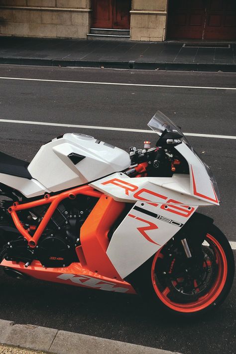 FastBikes4Life Ktm Rc8, Ktm Motorcycles, Crotch Rocket, Motor Cycles, Hot Bikes, Cool Motorcycles, Street Bikes, Motorcycle Bike, Super Bikes