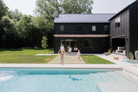 Black House With Pool, Pergola Garage, Pool Layout, Pool Paradise, Passive Solar, Danish Style, Farmhouse House, Beautiful Houses, River House