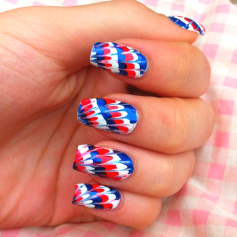 Fourth Of July Nails On Natural Nails, Red White Blue Tie Dye Nails, Tie Dye Fourth Of July Nails, 4tb Of July Nails Simple, Red White Blue Nails, Rth Of July Nails, Lowkey 4th Of July Nails, Patriotic Nails Design, Cute Summer Nail Designs