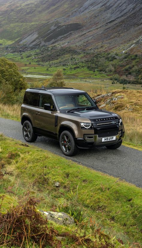 Land Rover Sport, New Defender, Upcoming Cars, Cars Land, Land Rover Defender 90, Land Rover Defender 110, Defender 90, Defender 110, Land Rover Series