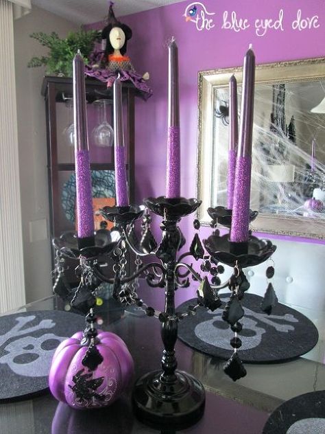 halloween decorations home tour, halloween decorations, seasonal holiday decor Descendants Room, Halloween Decorations Indoor Scary, Descendants Party Ideas, Descendants Birthday Party, Maleficent Party, Scary Halloween Food, Scary Halloween Decorations Diy, Descendants Party, Halloween Bedroom