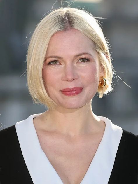 Short hairstyles: 24 ideas for some serious 2023 inspiration – see photos | HELLO! Middle Part Haircut, The Fabelmans, Rounded Bob, Michelle Williams Style, Medium Fine Hair, Heat Protection Spray, Corinthia Hotel, Protection Spray, Funky Short Hair