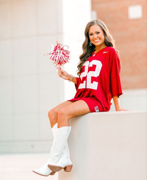 University Of Alabama Photoshoot, Alabama Senior Pictures, Senior Pics With Jerseys, Jersey Senior Pictures Photo Ideas, Senior Jersey Pictures, Senior Pics With College Shirt, College T Shirt Senior Pictures, College Reveal Picture, Jersey Senior Pictures