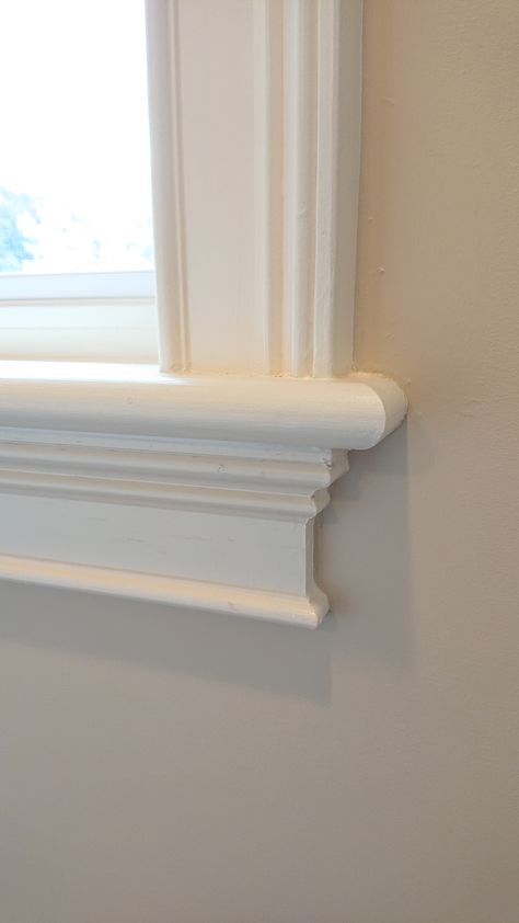 Casing Around Windows, Vintage Window Trim, Fluted Window Trim, Window Pediments Interior, Window Moulding Ideas Interiors, Trim Windows Interior, Trim Around Windows Interior, Victorian Window Trim, Window Moulding Ideas