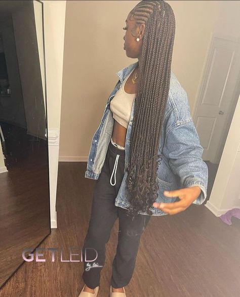 Mini Braids With Curls, Cornrow Braids With Curls, Box Braids In Back, Half Braids Half Sew In Weave, Fresh Braids, Half Braids, Girls Braided Hairstyles Kids, Mini Braids, Cornrow Braids