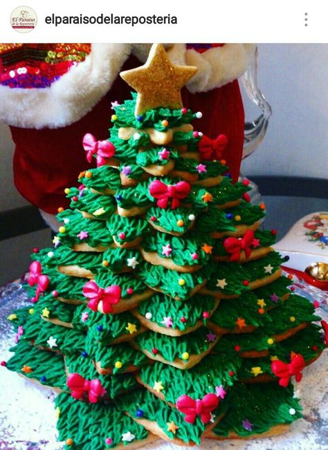 Christmas Cookie Tree Stack, Christmas Tree Cookie Tower, Stacked Cookie Christmas Tree, Christmas Tree Cookies Stacked, Cookie Christmas Tree, Cookie Tree, Tall Christmas Trees, Gingerbread Christmas Tree, Fake Bakes