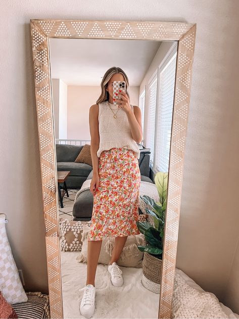 Midi Skirt Teacher Outfit, Teacher Outfits Elementary Dresses, Teacher Skirt Outfits, Teaching Outfits Elementary, Elementary Outfits, Emo Summer Outfits, Summer Outfits Elegant, Everyday Summer Outfits, Teacher Outfits Summer