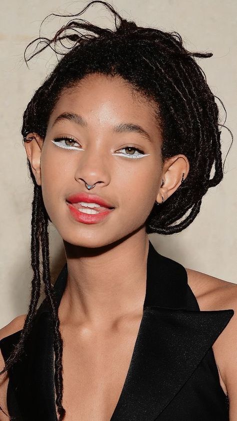 White Eye Makeup, Willow Smith, A Black, Her Hair, Close Up, Eye Makeup, Braids, Makeup, Red