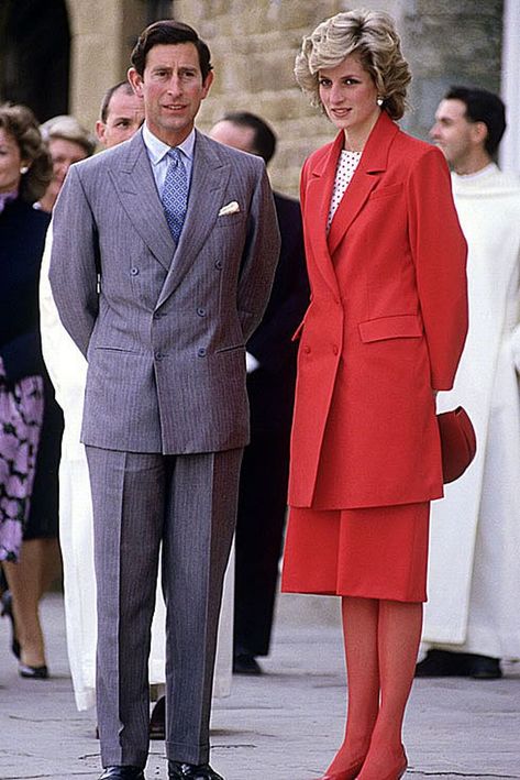 Diana And Charles, Camila Parker, Prince Charles And Diana, San Miniato, Prince And Princess Of Wales, Royal Couple, Diana Fashion, Princes Diana, Estilo Real