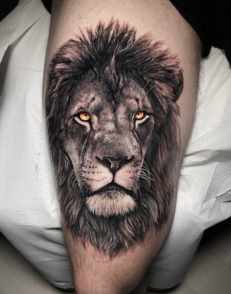 Tato Grunge, Tiger Tattoo Thigh, Leo Lion Tattoos, Tato Geisha, Calf Sleeve Tattoo, Lion Tattoo On Thigh, Medusa Drawing, Lion Forearm Tattoos, Lion Head Tattoos