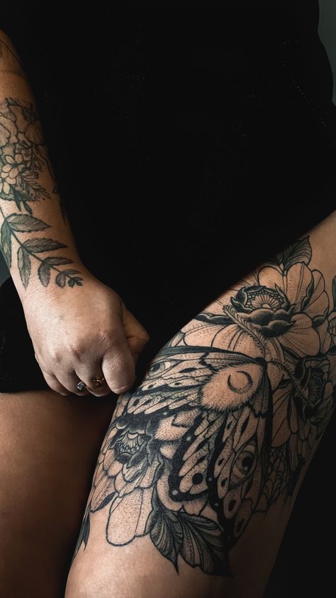 #witchytattoo #mothtattoo #thightattoo #girlswithtattoos #witchywoman Thigh Plant Tattoos Women, Huge Tattoos Women, Knee Moon Tattoo, Woman Shin Tattoo, Witchy Hip Tattoo, Spooky Thigh Tattoos Women, Moth Hip Tattoo, Thigh Portrait Tattoo, Witchy Thigh Tattoos Women