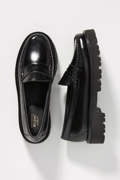 Dr Shoes, Platform Loafers, New Rock, Dr Closet, Aesthetic Shoes, Shoe Inspo, Swag Shoes, Mode Inspo, School Shoes