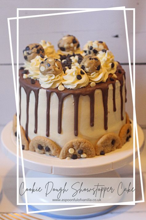 This cookie dough cake is a real showstopper. The cookie dough recipe is eggless and safe to eat raw. Both the cake and the cookie dough is filled with chocolate chips. It has a cookie dough and chocolate ganache filling. Unfortunately this recipe is not vegan. The cookie dough balls are so easy to make. In fact the entire cake is so easy to make and it is seriously the best. The recipe also includes my choc chip cookies for decoration. Cookie dough cake recipe easy #eggfree Vanilla Cookie Dough Cake, 29th Birthday For Him Cake, Cookie Dough Cake Recipe, Vanilla Baking Recipes, Magical Drawings, Easy Cookie Dough, Cookie Dough Filling, Showstopper Cakes, Cake Recipe Easy