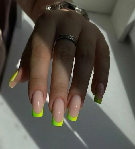 Explore the Trendy Nail Colors for Spring 2024 - Style, Class, & Fun Trendy Nail Colors, Nail Colors For Spring, Colors For Spring, Plain Nails, Tropical Nails, Gel Nails Diy, French Acrylic Nails, Acrylic Nails Coffin Pink, Almond Acrylic Nails