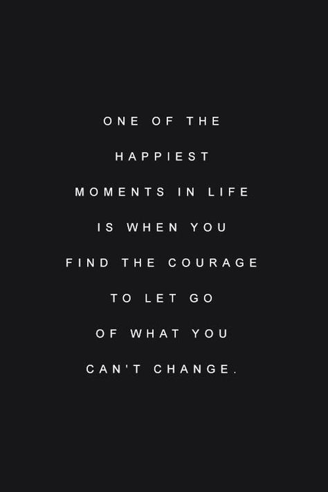 You lose yourself trying to hold on to someone who doesn’t care about losing you. Sanna Ord, Citation Force, Inspirerende Ord, Motiverende Quotes, Bohol, Quotes About Moving On, Quotable Quotes, Quotes About Strength, Let Go