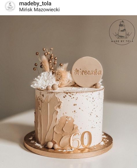 Neutral Aesthetic Birthday Cake, Bday Cake For Women Elegant, Birthday Cake Ideas 60th, Beige Birthday Photoshoot, Beige And Gold Birthday Theme, White And Gold 30th Birthday Cake, Brown Cake Design Birthday, Beige Cake Ideas, Classy 30th Birthday Cake