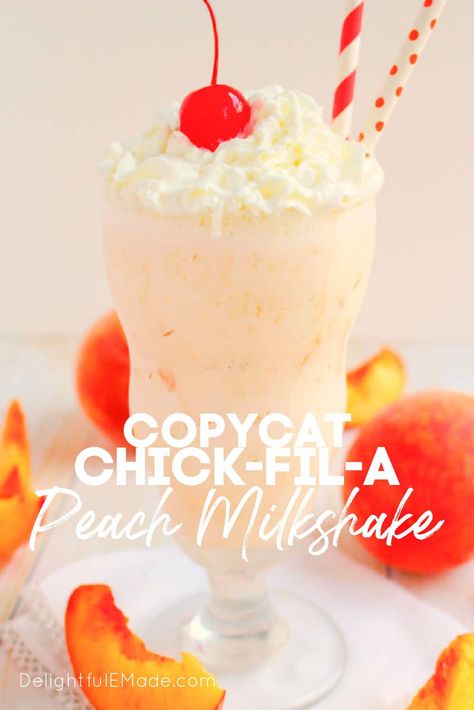 Copycat Chick-fil-A Peach Milkshake - Delightful E Made Peach Milkshake Recipe, Peach Milkshake, Recipes Meatloaf, Milkshake Recipe Easy, Peach Smoothie Recipes, Homemade Milkshake, Crumb Coffee Cakes, Peach Milk, Copycat Chick Fil A