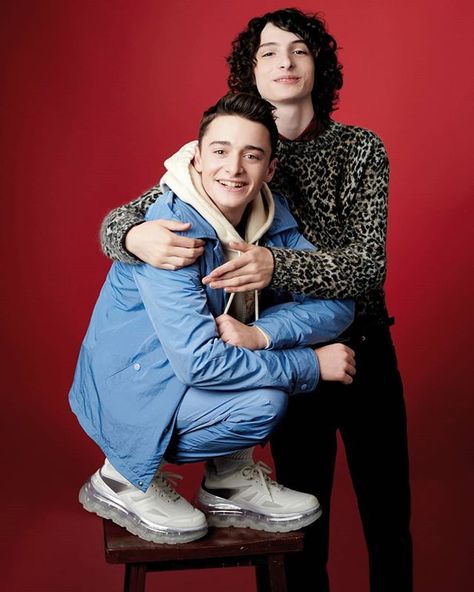 Mike Season 3, Finn Stranger Things, Stranger Things 3, Stranger Things Kids, Noah Schnapp, Stranger Things Actors, Cast Stranger Things, Finn Wolfhard, The First Americans