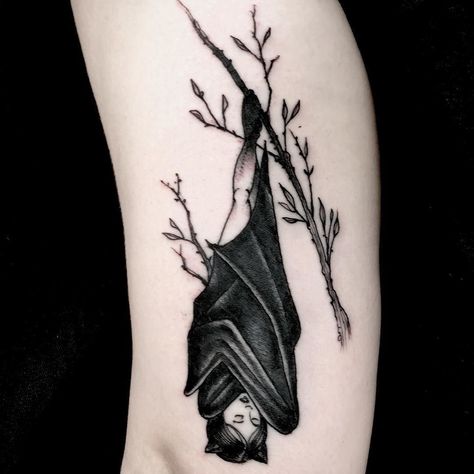 Girl bat Gotik Tattoo, Bats Tattoo Design, Vampire Tattoo, Bat Tattoo, Witch Tattoo, Spooky Tattoos, Gothic Tattoo, Halloween Tattoo, Custom Tattoo Design