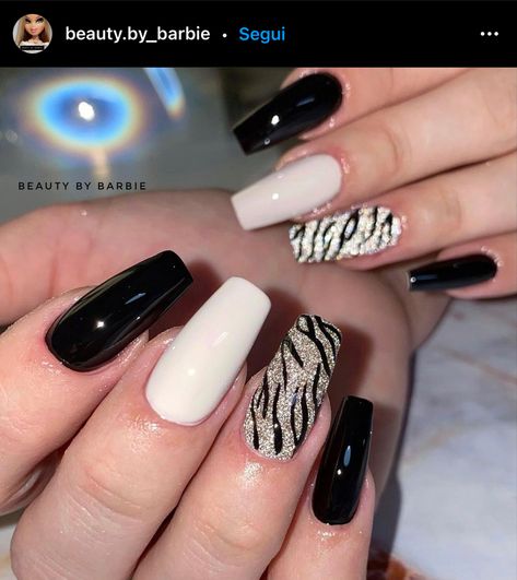 Black And White Zebra Nails, Silver White Nails, Coffin Square Nails, Black Zebra Nails, Safari Nails, Ig Nails, Zebra Print Nails, Zebra Nails, Design Nails